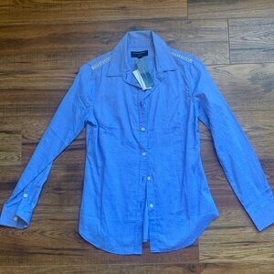 Banana Republic Tailored Fit women’s blue button up shirt